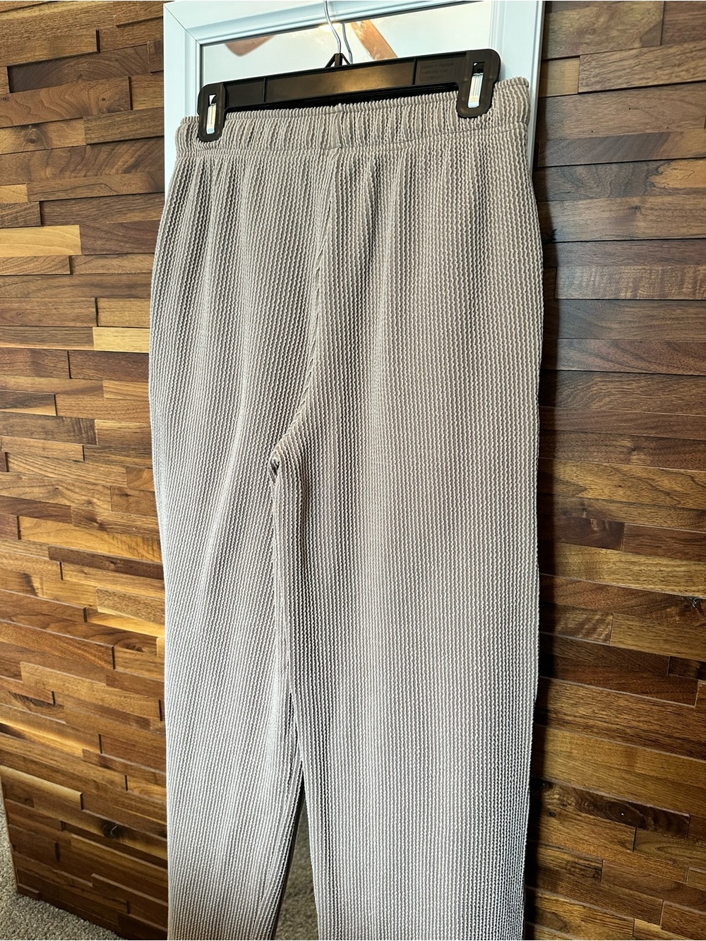 EUC🤎Zenana Raised Rib Short Sleeve Tee & Pants Set Ash Mocha - Picture 8 of 9